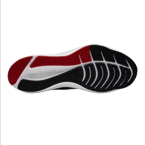 NWT Nike Winflo 8 Running Sneakers Black Red CW3419-003 - Picture 4 of 5